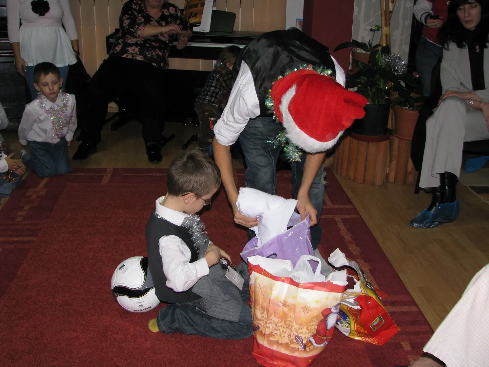 Fotografia 19 din „Moș Crăciun la Mia’s Children”